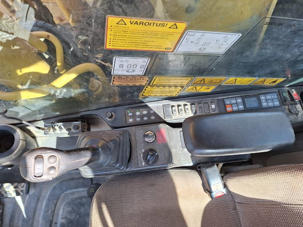 Kettenbagger CAT 320DLRR PYÖRITTÄJÄLLÄ: das Bild 9
