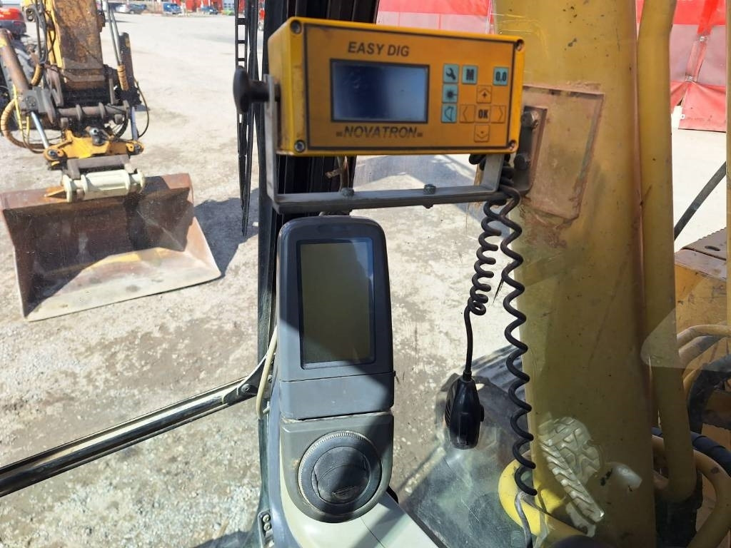 Kettenbagger CAT 320DLRR PYÖRITTÄJÄLLÄ: das Bild 10