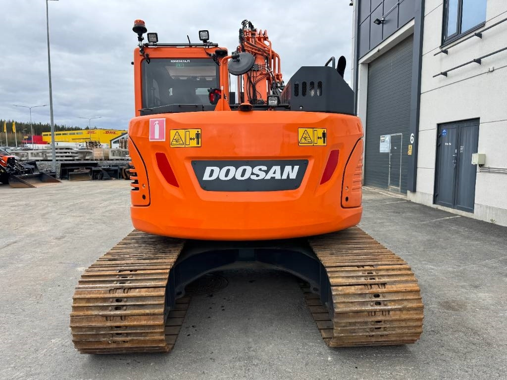 Doosan DX 140 LCR-5 Pyörittäjällä - Kettenbagger: das Bild 4 Doosan DX 140 LCR-5 Pyörittäjällä - Kettenbagger: das Bild 4