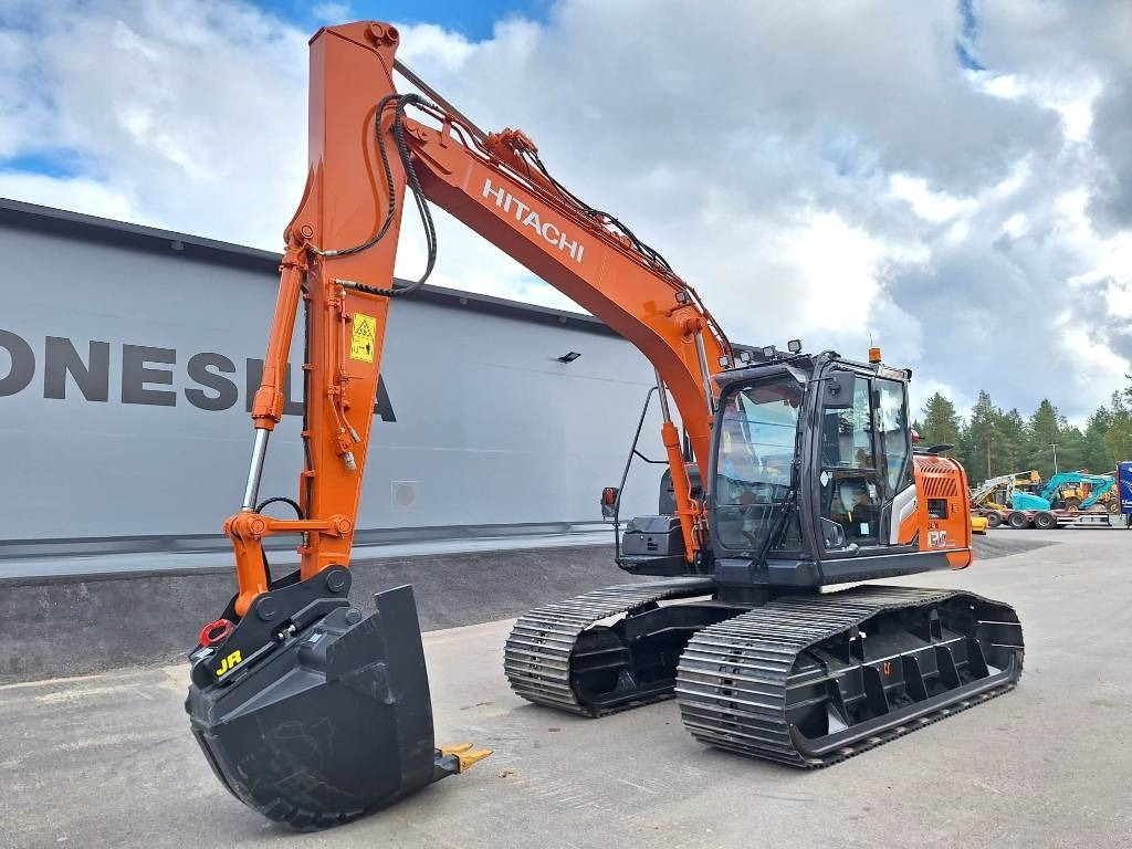 Kettenbagger Hitachi ZX130LC-7M -SUOALUSTA-: das Bild 9