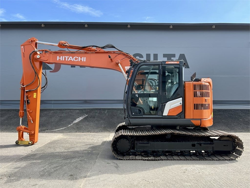 Hitachi ZX135US-7 - Kettenbagger: das Bild 1 Hitachi ZX135US-7 - Kettenbagger: das Bild 1