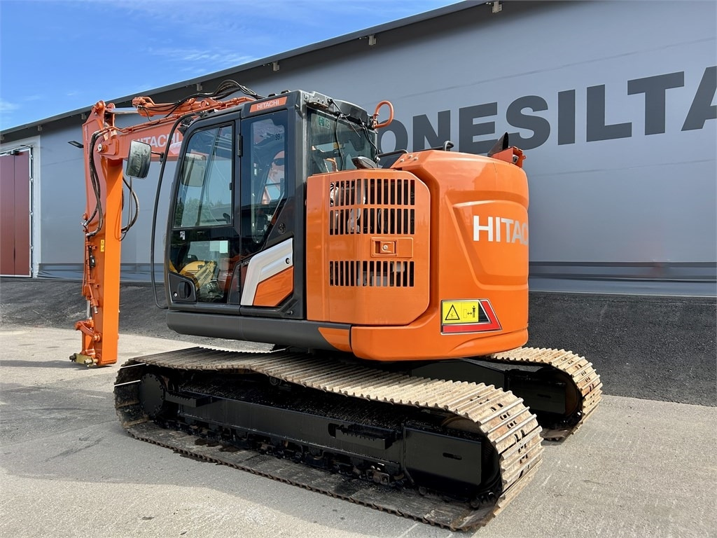 Hitachi ZX135US-7 - Kettenbagger: das Bild 2 Hitachi ZX135US-7 - Kettenbagger: das Bild 2