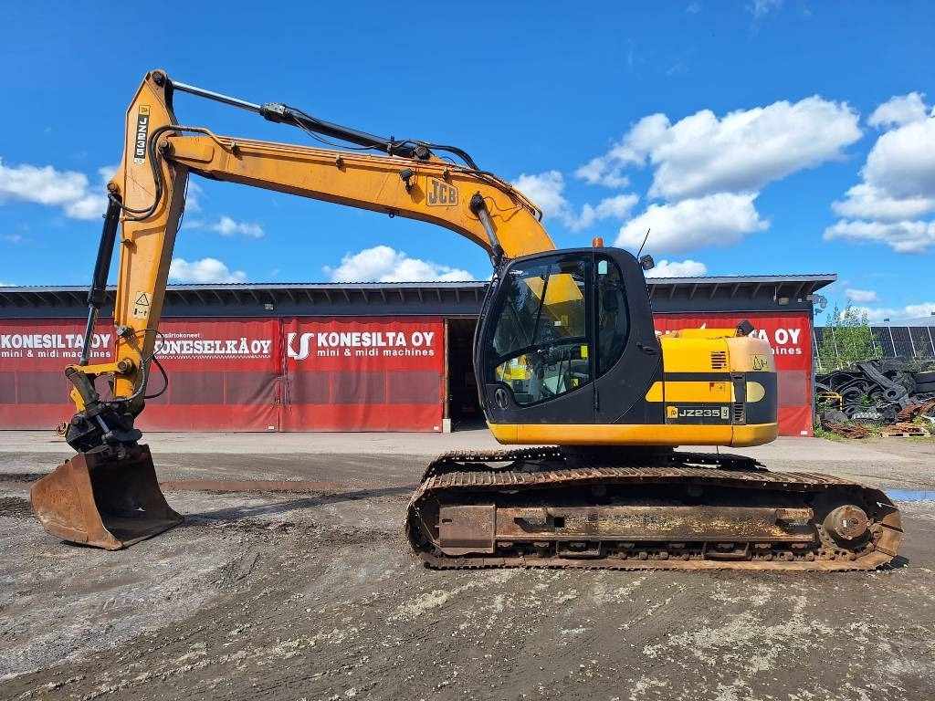 JCB JZ235LC KALLISTAJALLA - Kettenbagger: das Bild 1 JCB JZ235LC KALLISTAJALLA - Kettenbagger: das Bild 1