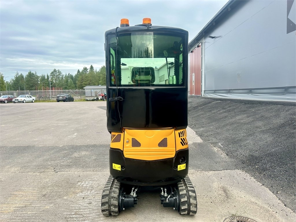 JPC HT18 HYTILLÄ KUIN UUSI - Minibagger: das Bild 3 JPC HT18 HYTILLÄ KUIN UUSI - Minibagger: das Bild 3
