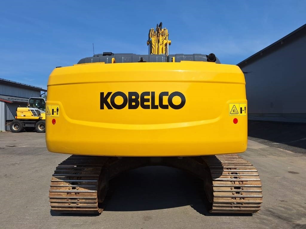 Kobelco SK210LC-11 PYÖRITTÄJÄLLÄ - Kettenbagger: das Bild 3 Kobelco SK210LC-11 PYÖRITTÄJÄLLÄ - Kettenbagger: das Bild 3