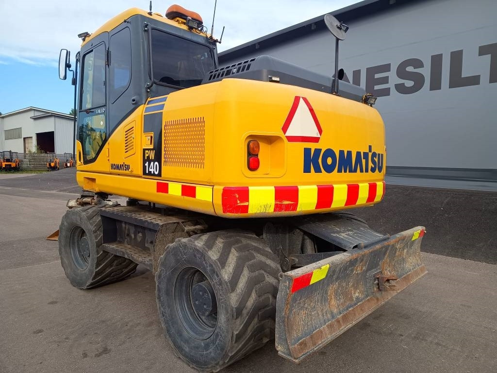 Komatsu MYYTY! SOLD! PW140-7 PYÖRITTÄJÄLLÄ - Mobilbagger: das Bild 3 Komatsu MYYTY! SOLD! PW140-7 PYÖRITTÄJÄLLÄ - Mobilbagger: das Bild 3