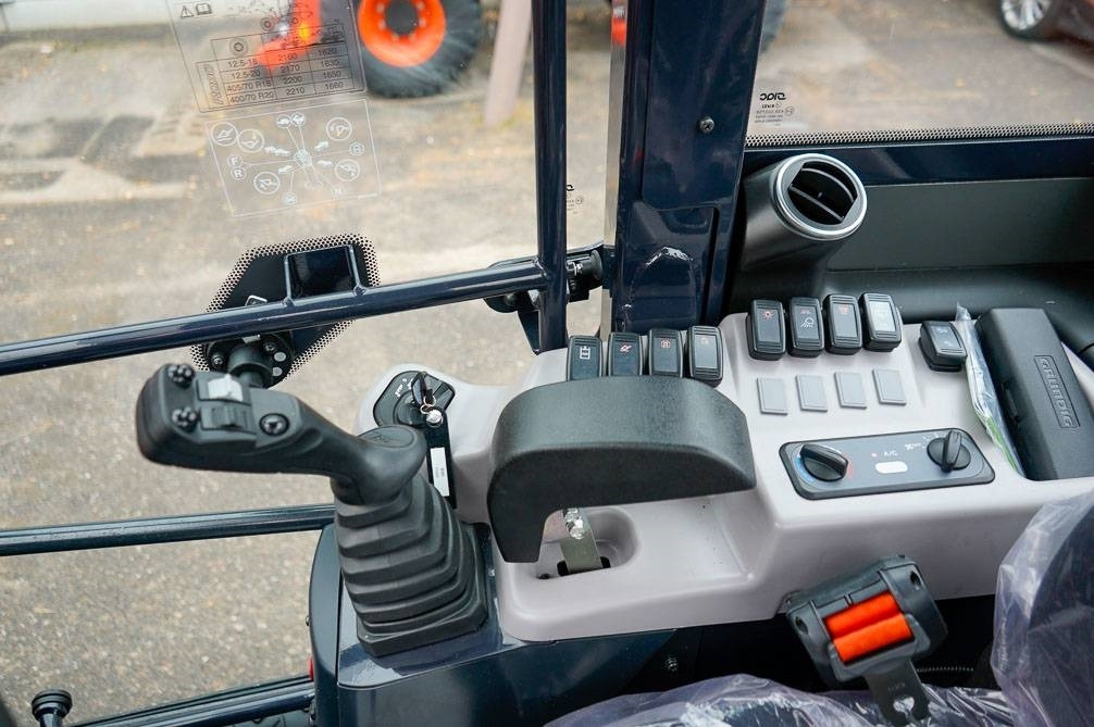 Radlader Kubota R090 VARUSTELTU: das Bild 23