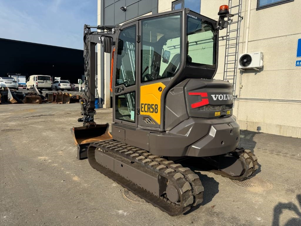 Volvo ECR58F PYÖRITTÄJÄLLÄ - Minibagger: das Bild 3 Volvo ECR58F PYÖRITTÄJÄLLÄ - Minibagger: das Bild 3