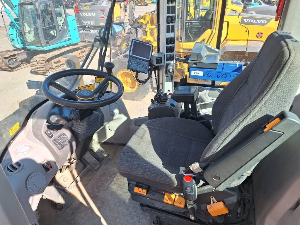 Volvo L 90 H - Radlader: das Bild 5 Volvo L 90 H - Radlader: das Bild 5