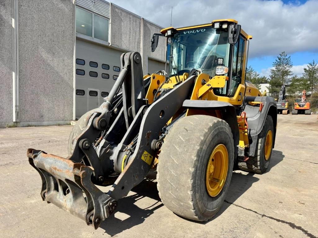 Volvo L110H VIPUOHJAUS YM. - Radlader: das Bild 2 Volvo L110H VIPUOHJAUS YM. - Radlader: das Bild 2