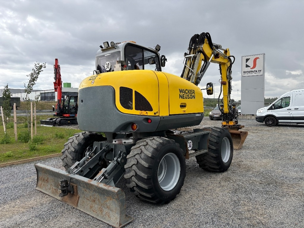 Wacker Neuson EW 100 - Mobilbagger: das Bild 4 Wacker Neuson EW 100 - Mobilbagger: das Bild 4