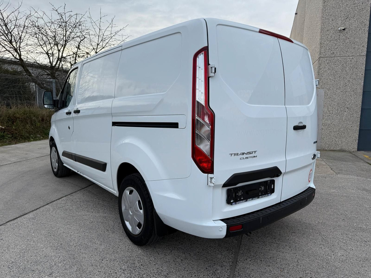 Ford Transit Custom 2.0TDCI. Klima. Navi. Tempomat. - Kleintransporter: das Bild 4 Ford Transit Custom 2.0TDCI. Klima. Navi. Tempomat. - Kleintransporter: das Bild 4