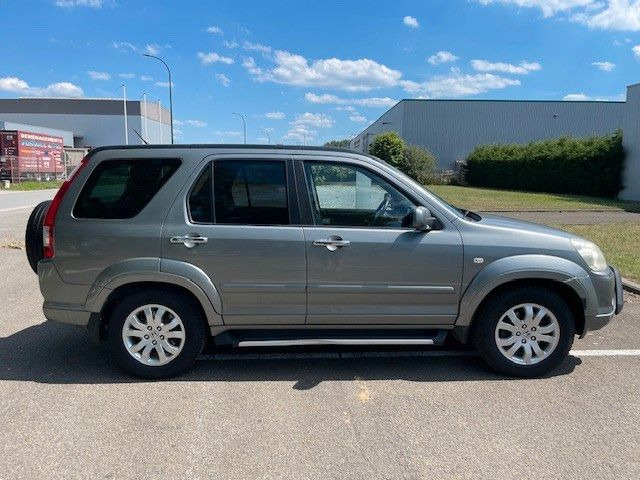 Honda CR-V 2.2i-CTDi Executive. Klima. Navi. Leder. CC - SUV/ Geländewagen: das Bild 2 Honda CR-V 2.2i-CTDi Executive. Klima. Navi. Leder. CC - SUV/ Geländewagen: das Bild 2