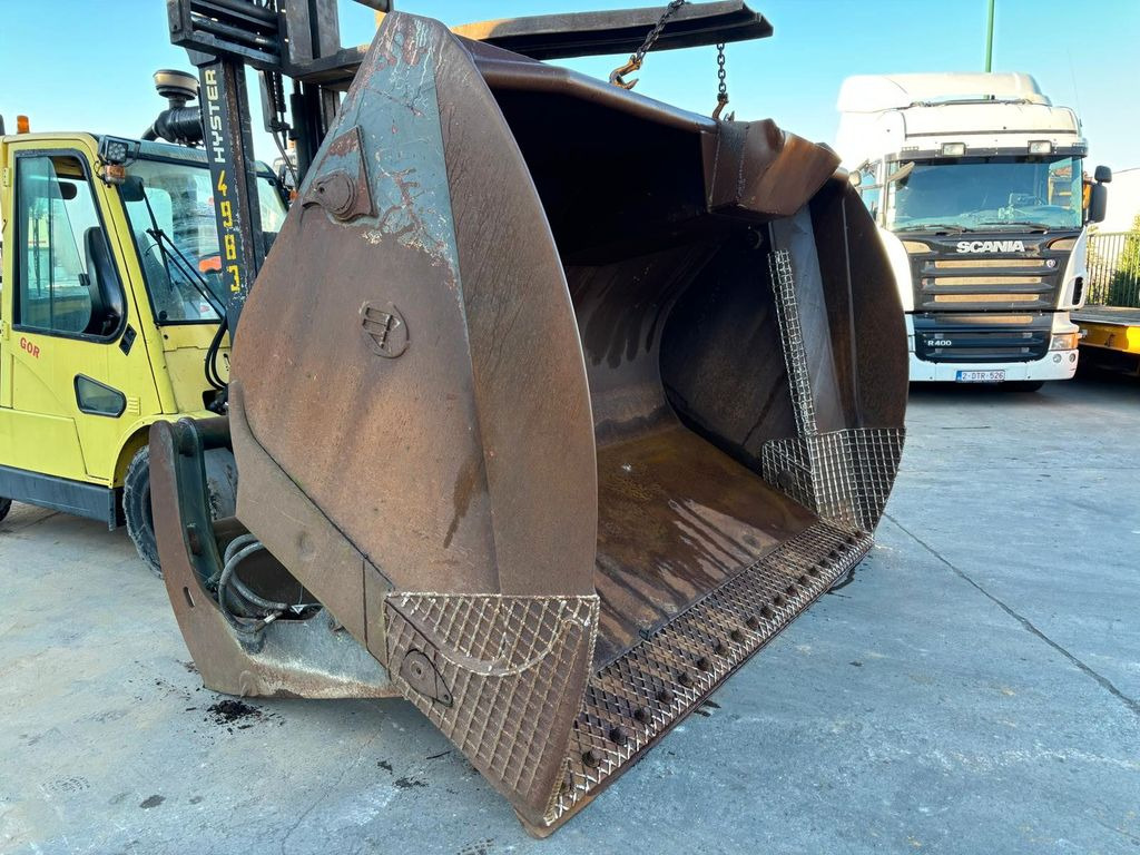Liebherr L574 - L580. Kippschaufel 5m3. - Ladeschaufel für Baumaschine: das Bild 4 Liebherr L574 - L580. Kippschaufel 5m3. - Ladeschaufel für Baumaschine: das Bild 4