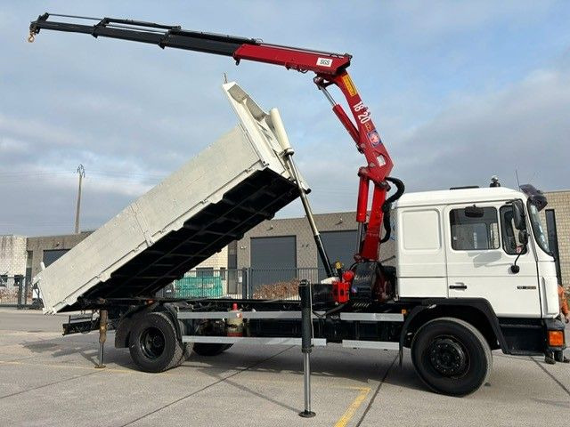 MAN 18-222. Kran HMF 18t/m Bj 2001. - Kipper, Autokran: das Bild 3 MAN 18-222. Kran HMF 18t/m Bj 2001. - Kipper, Autokran: das Bild 3