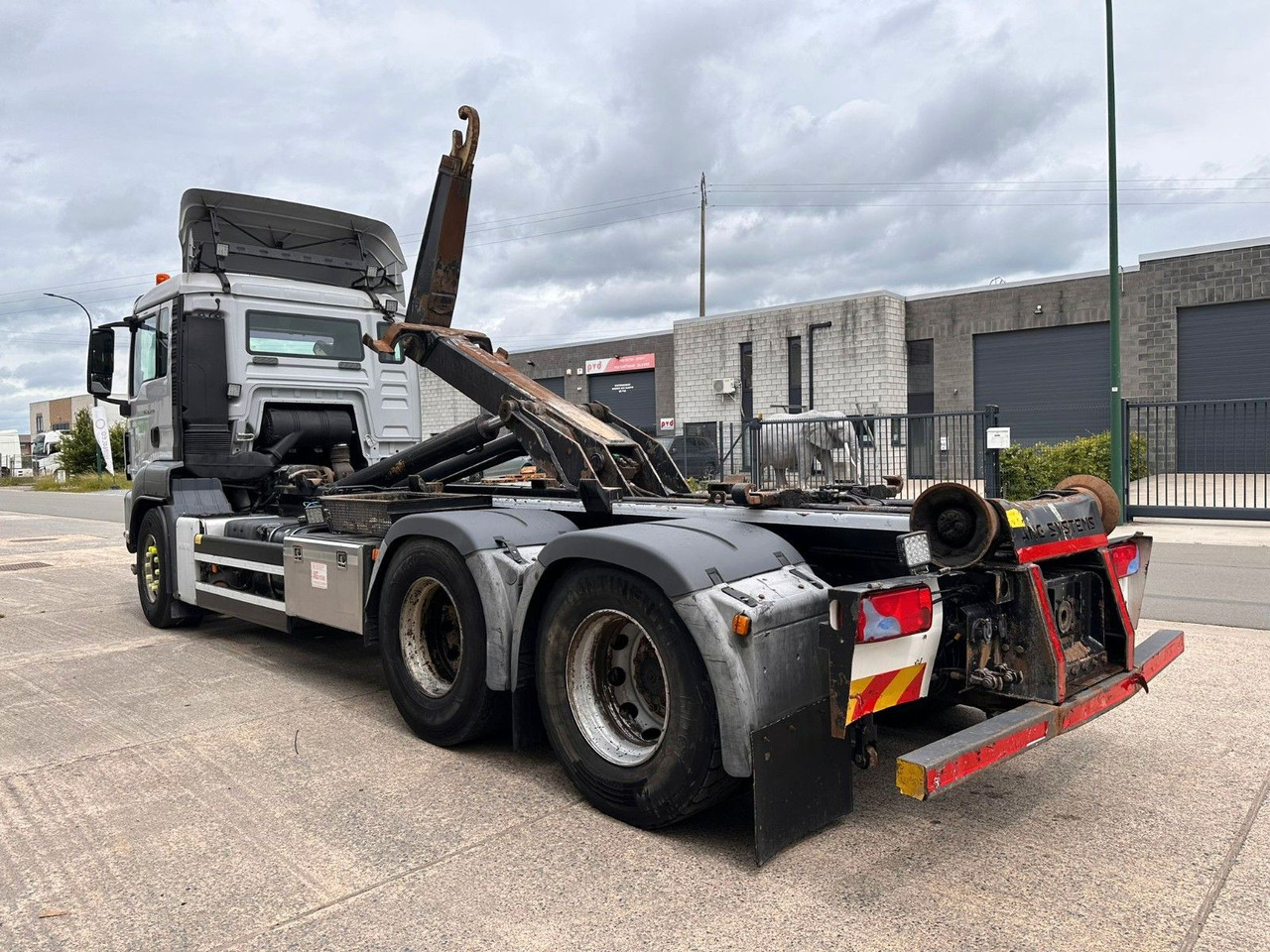 Abrollkipper MAN TGS 26.440. 6x4. Klima.: das Bild 7