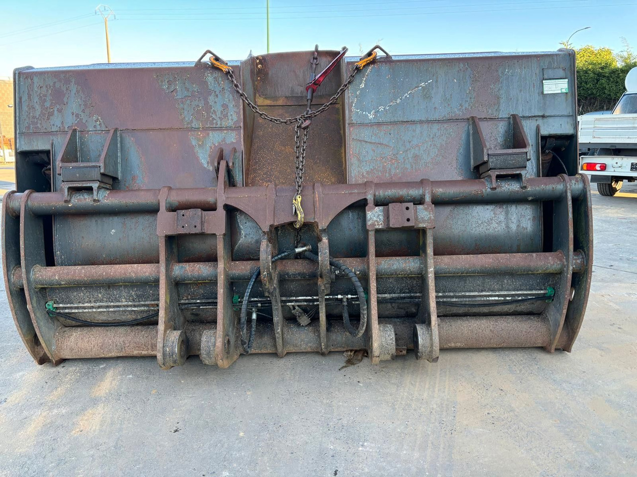 Volvo L150 - L180 - L220. Kippschaufel 5m3. Volvo L150 - L180 - L220. Kippschaufel 5m3. - Ladeschaufel für Baumaschine: das Bild 3 Volvo L150 - L180 - L220. Kippschaufel 5m3. Volvo L150 - L180 - L220. Kippschaufel 5m3. - Ladeschaufel für Baumaschine: das Bild 3