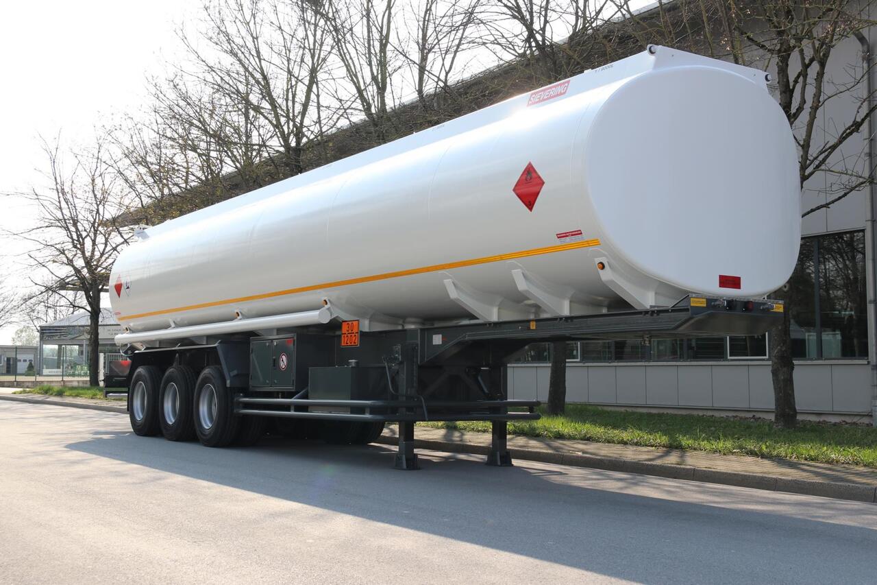 Sievering 45000 LITRES ADR SEMI REMORQUE CITERNE DE CARBURANT - Tankauflieger: das Bild 1 Sievering 45000 LITRES ADR SEMI REMORQUE CITERNE DE CARBURANT - Tankauflieger: das Bild 1