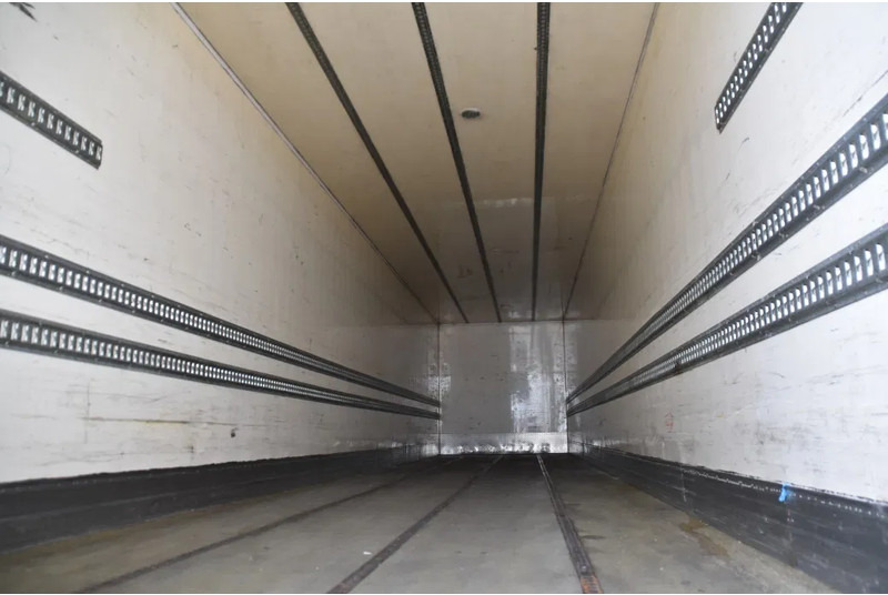 Pacton T3-002 - BPW AXLES - LIFT AXLE - DISC BRAKES - - Koffer Auflieger: das Bild 3 Pacton T3-002 - BPW AXLES - LIFT AXLE - DISC BRAKES - - Koffer Auflieger: das Bild 3