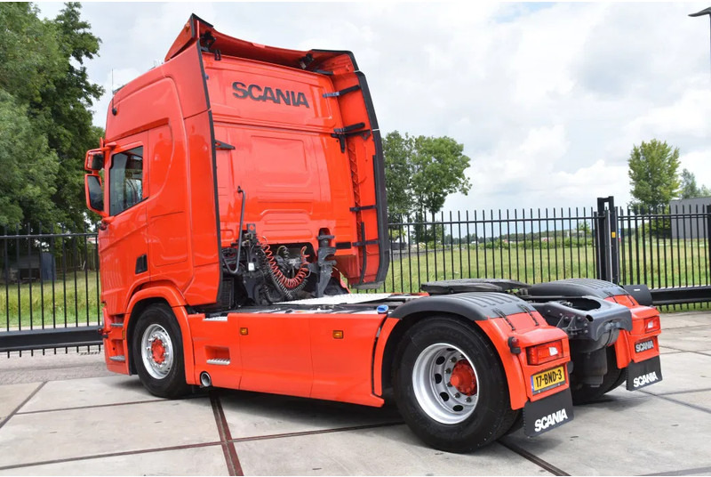 Scania R450 NGS 4x2NB - RETARDER - FULL AIR - PARK. AIRCO - PTO - LEATHER SEATS - 2 x FUEL TANKS - EXCELLENT CONDITION - - Sattelzugmaschine: das Bild 3 Scania R450 NGS 4x2NB - RETARDER - FULL AIR - PARK. AIRCO - PTO - LEATHER SEATS - 2 x FUEL TANKS - EXCELLENT CONDITION - - Sattelzugmaschine: das Bild 3