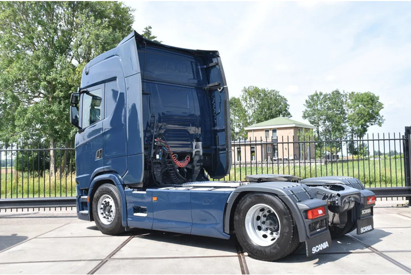 Scania S450 NGS 4x2NB - FULL AIR - 757 TKM - RETARDER - PARK. AIRCO - 2 x FUEL TANKS - TOP CONDITION - - Sattelzugmaschine: das Bild 3 Scania S450 NGS 4x2NB - FULL AIR - 757 TKM - RETARDER - PARK. AIRCO - 2 x FUEL TANKS - TOP CONDITION - - Sattelzugmaschine: das Bild 3