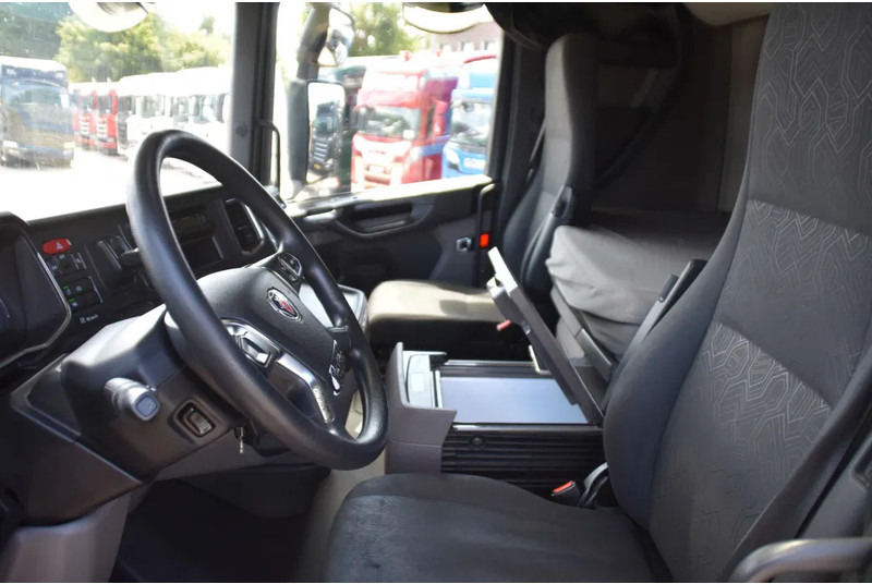Scania S450 NGS 4x2NB - FULL AIR - 847 TKM - RETARDER - PARK. AIRCO - 2 x FUEL TANKS - TOP CONDITION - - Sattelzugmaschine: das Bild 5 Scania S450 NGS 4x2NB - FULL AIR - 847 TKM - RETARDER - PARK. AIRCO - 2 x FUEL TANKS - TOP CONDITION - - Sattelzugmaschine: das Bild 5