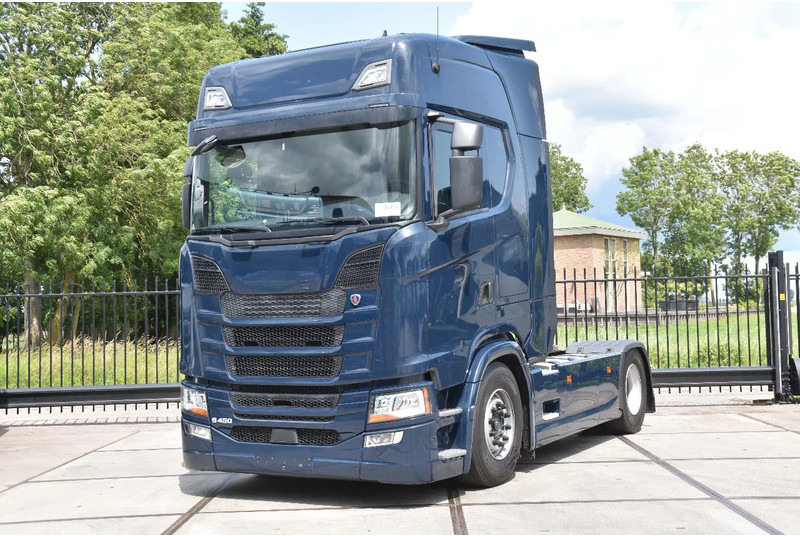 Scania S450 NGS 4x2NB - RETARDER - 746 TKM - FULL AIR - AIRCO - 2 x FUEL TANKS - TOP CONDITION - - Sattelzugmaschine: das Bild 2 Scania S450 NGS 4x2NB - RETARDER - 746 TKM - FULL AIR - AIRCO - 2 x FUEL TANKS - TOP CONDITION - - Sattelzugmaschine: das Bild 2