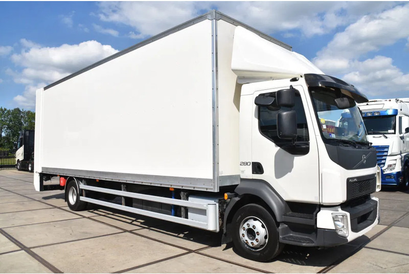 Volvo FL 280 4x2 + BOX - 163 TKM - AIRCO - DOUBLE CARGOFLOOR - ELEVATOR - REMOTE CONTROL - CAMERA - - Koffer LKW: das Bild 1 Volvo FL 280 4x2 + BOX - 163 TKM - AIRCO - DOUBLE CARGOFLOOR - ELEVATOR - REMOTE CONTROL - CAMERA - - Koffer LKW: das Bild 1