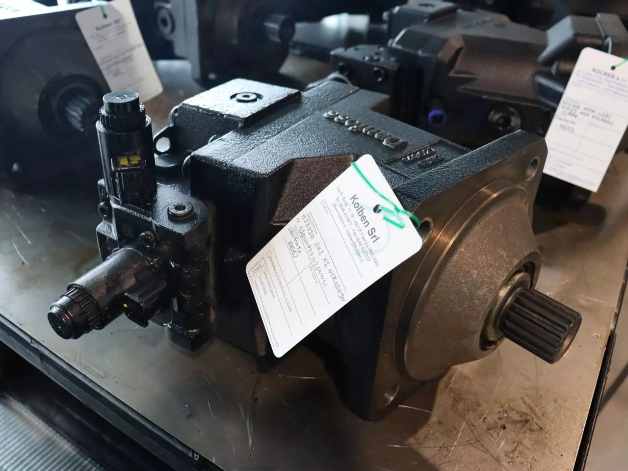 DANFOSS / SAUER H1B110-AK1-K1-NCRADNJNNA10NN027N25NNN - Hydraulikmotor für Baumaschine: das Bild 1 DANFOSS / SAUER H1B110-AK1-K1-NCRADNJNNA10NN027N25NNN - Hydraulikmotor für Baumaschine: das Bild 1