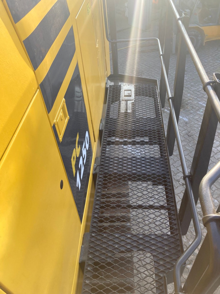 Kettenbagger KOMATSU PC1250-7: das Bild 33