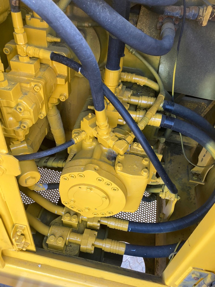 Kettenbagger KOMATSU PC1250-7: das Bild 28