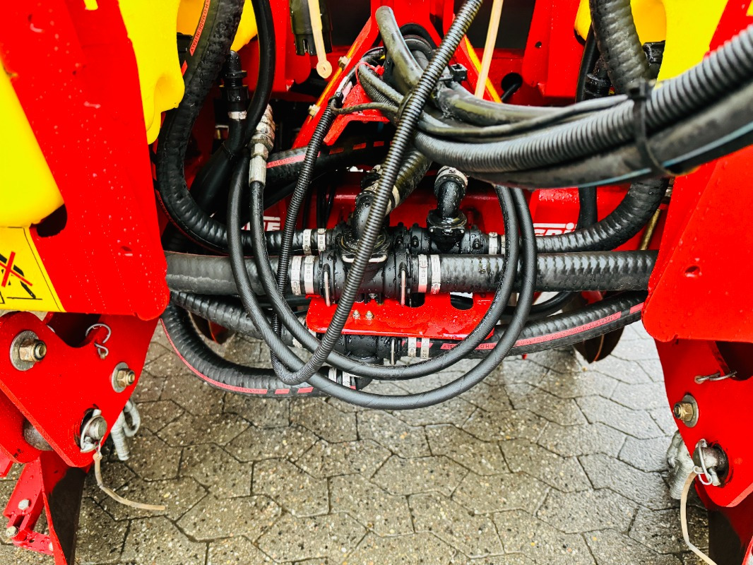 Grimme FA-200 TS-420 - Erntemaschine: das Bild 5 Grimme FA-200 TS-420 - Erntemaschine: das Bild 5