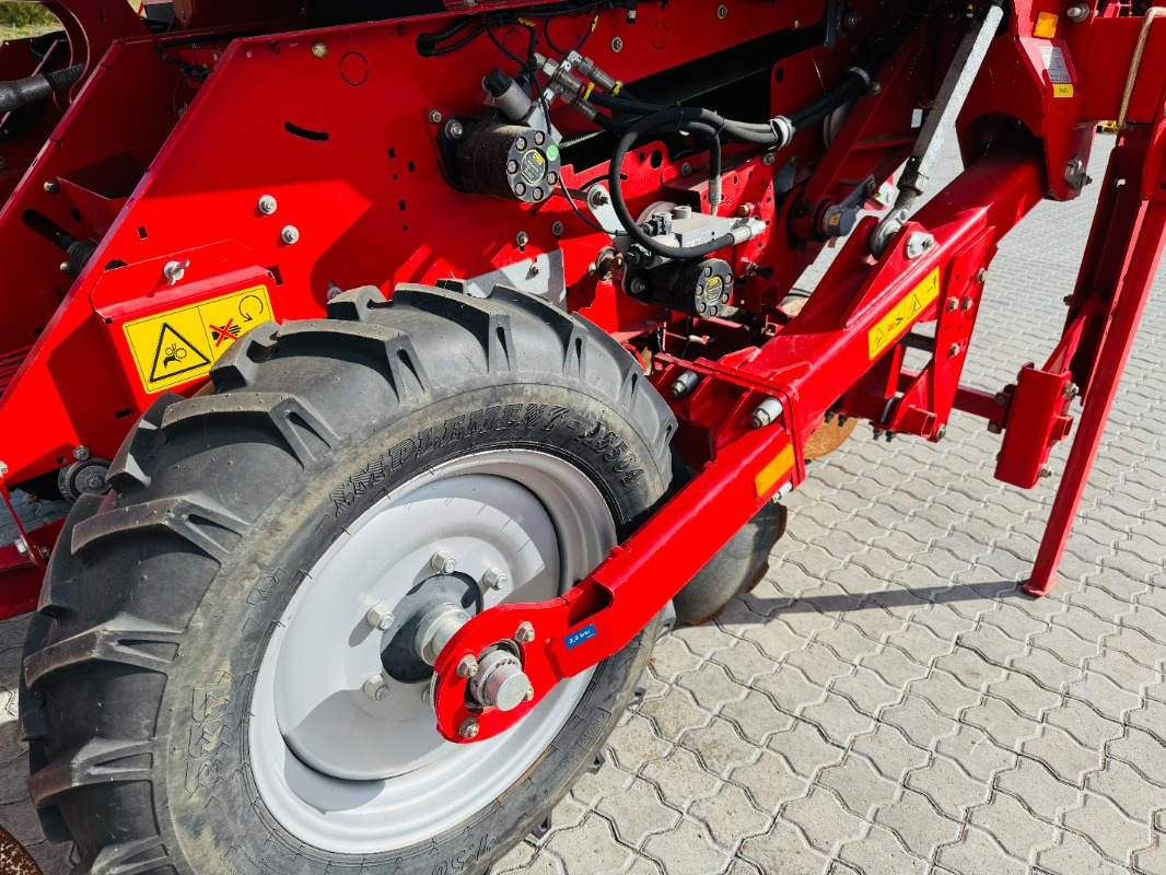 Grimme GB-215 - Erntemaschine: das Bild 5 Grimme GB-215 - Erntemaschine: das Bild 5