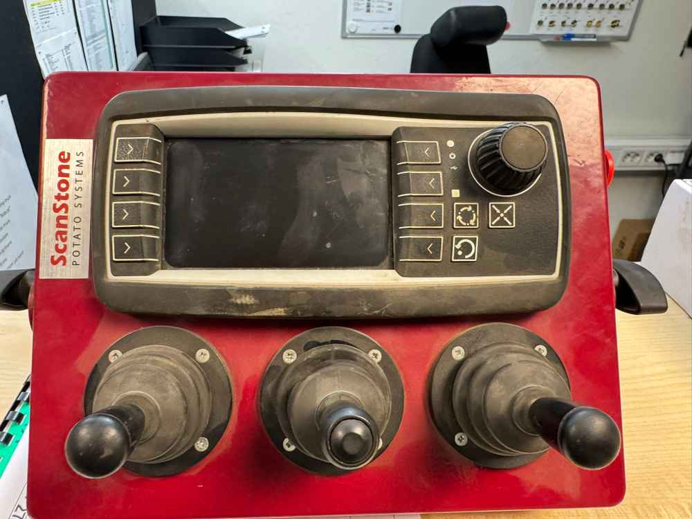 Scanstone 4215 WDH - Kartoffelroder: das Bild 3 Scanstone 4215 WDH - Kartoffelroder: das Bild 3