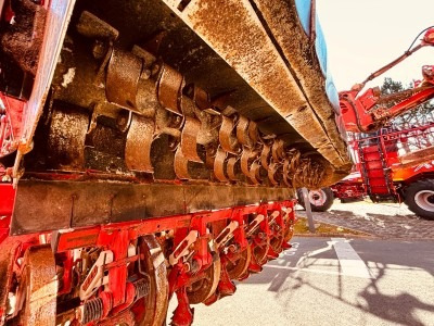 Technik für Bodenbearbeitung Grimme MAXTRON 620: das Bild 21