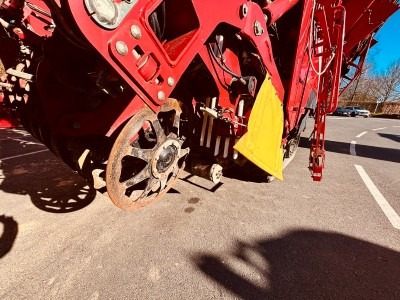 Technik für Bodenbearbeitung Grimme MAXTRON 620: das Bild 18