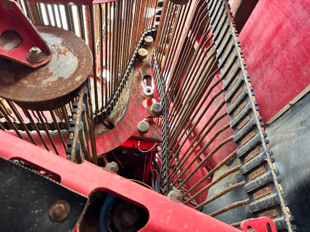 Grimme MAXTRON II 620 - Erntemaschine: das Bild 5 Grimme MAXTRON II 620 - Erntemaschine: das Bild 5