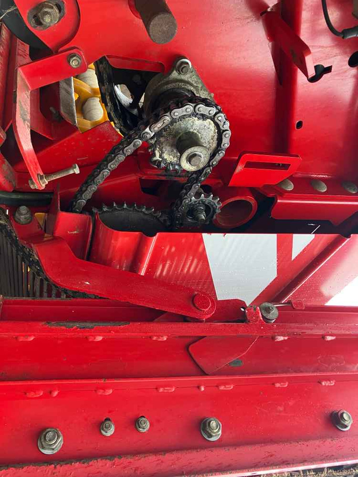Grimme CS 150 - Kartoffelroder: das Bild 2 Grimme CS 150 - Kartoffelroder: das Bild 2