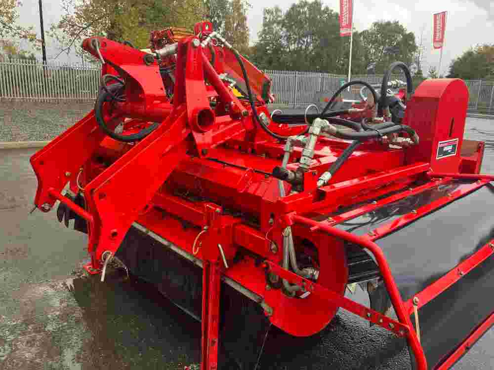 Grimme HT 210 - Erntemaschine: das Bild 3 Grimme HT 210 - Erntemaschine: das Bild 3