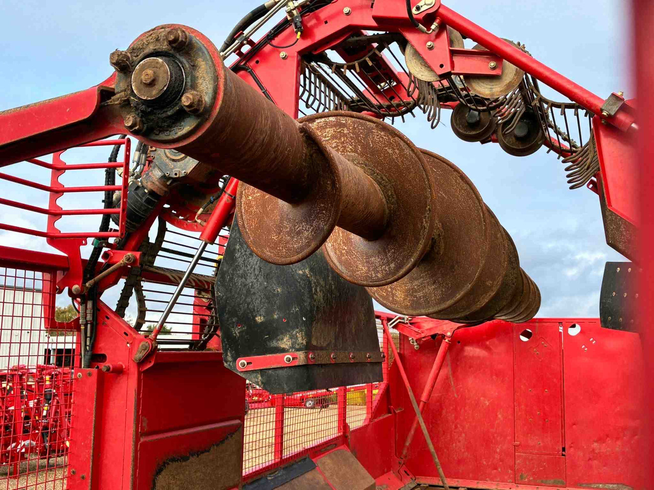 Grimme REXOR 6300 - Technik für Bodenbearbeitung: das Bild 3 Grimme REXOR 6300 - Technik für Bodenbearbeitung: das Bild 3