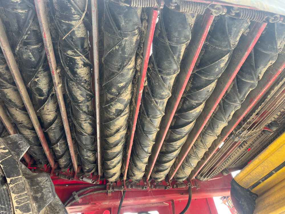 Grimme VARITRON 200 / 220 / 270 - Erntemaschine: das Bild 4 Grimme VARITRON 200 / 220 / 270 - Erntemaschine: das Bild 4