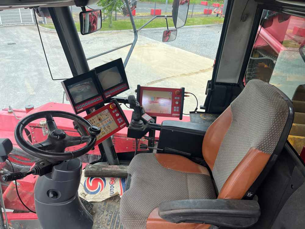 Grimme VARITRON 200 / 220 / 270 - Erntemaschine: das Bild 3 Grimme VARITRON 200 / 220 / 270 - Erntemaschine: das Bild 3