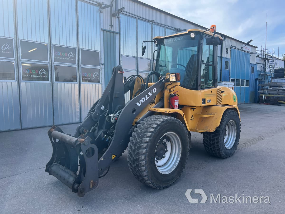Hjullastare Volvo L35B - Andere Technik: das Bild 1 Hjullastare Volvo L35B - Andere Technik: das Bild 1
