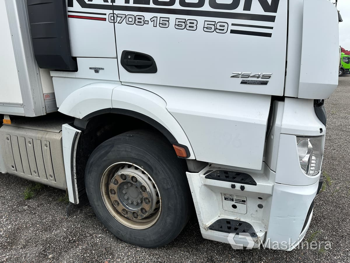 Lastbil Mercedes-Benz Actros - Andere Technik: das Bild 4 Lastbil Mercedes-Benz Actros - Andere Technik: das Bild 4