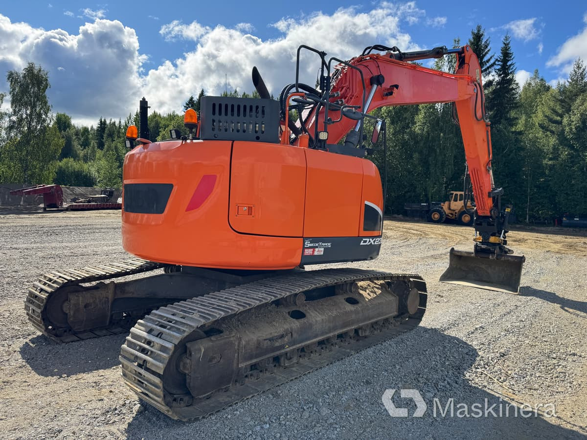 Grävmaskin Doosan DX235LCR-5 - Kettenbagger: das Bild 5 Grävmaskin Doosan DX235LCR-5 - Kettenbagger: das Bild 5