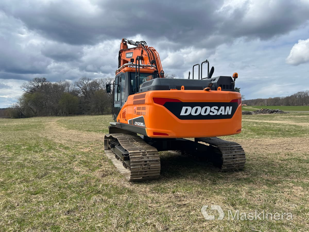 Grävmaskin Doosan DX235NLC-5 med grävsystem - Kettenbagger: das Bild 4 Grävmaskin Doosan DX235NLC-5 med grävsystem - Kettenbagger: das Bild 4