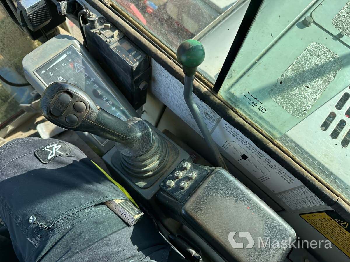 Kettenbagger Grävmaskin Takeuchi TB175: das Bild 16