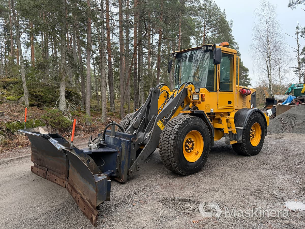 Hjullastare Volvo L50E med tillbehör - Radlader: das Bild 1 Hjullastare Volvo L50E med tillbehör - Radlader: das Bild 1