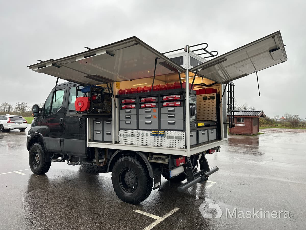 Iveco Daily 55-180 4x4 3.0 Arbetsbil Iveco Daily 4x4 3.0 - Kastenwagen: das Bild 3 Iveco Daily 55-180 4x4 3.0 Arbetsbil Iveco Daily 4x4 3.0 - Kastenwagen: das Bild 3