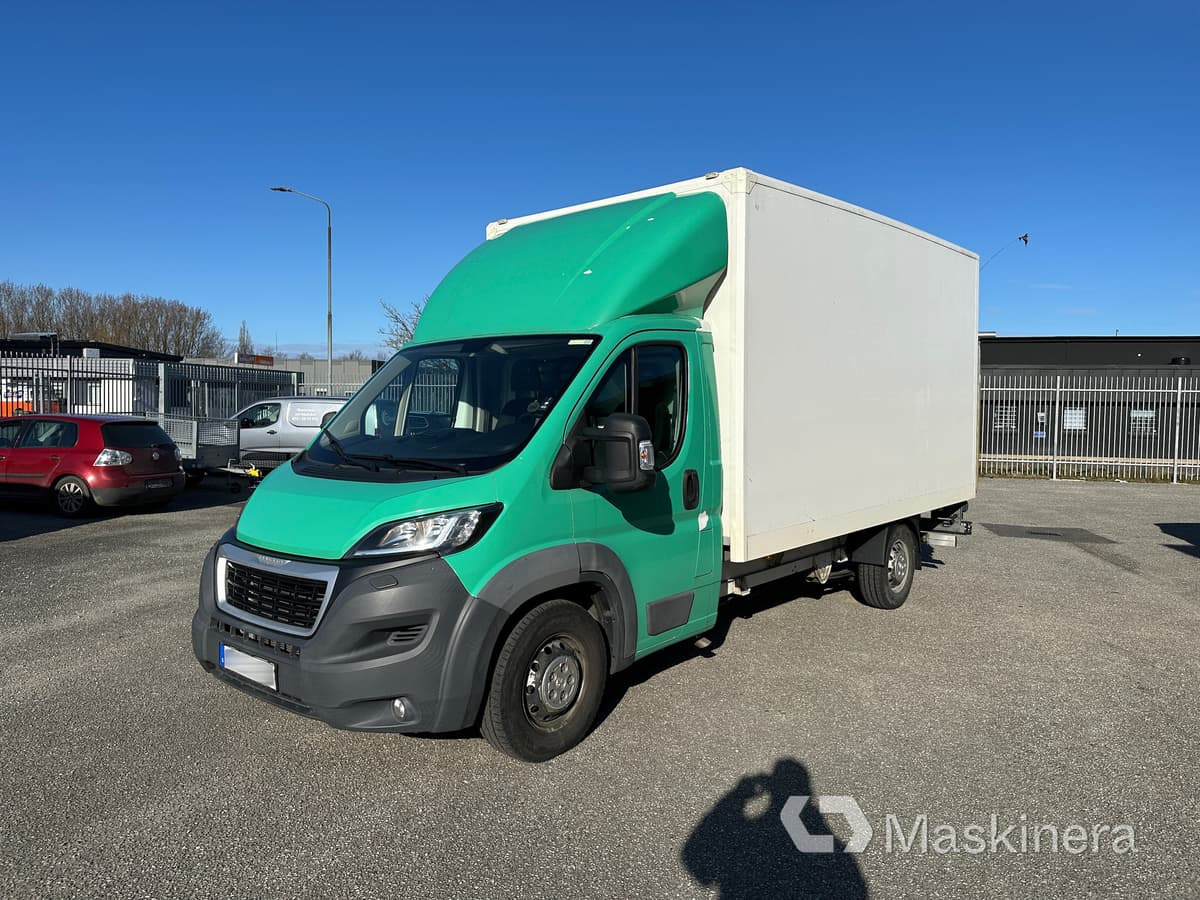 Lastbil Peugeot Boxer 2017 - Koffer Transporter: das Bild 1 Lastbil Peugeot Boxer 2017 - Koffer Transporter: das Bild 1